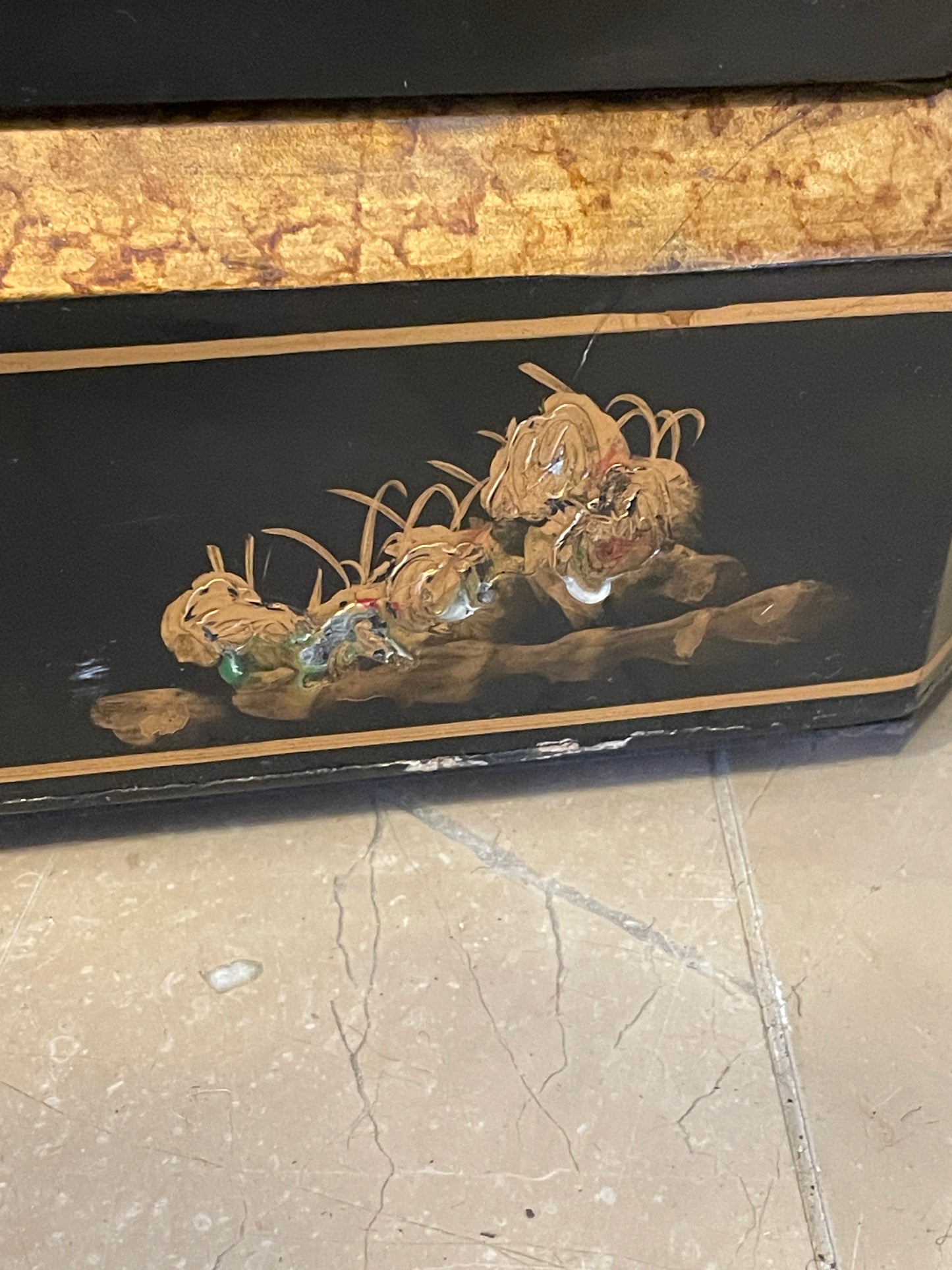 Chinoiserie Octagonal Jewelry box (0HU001)