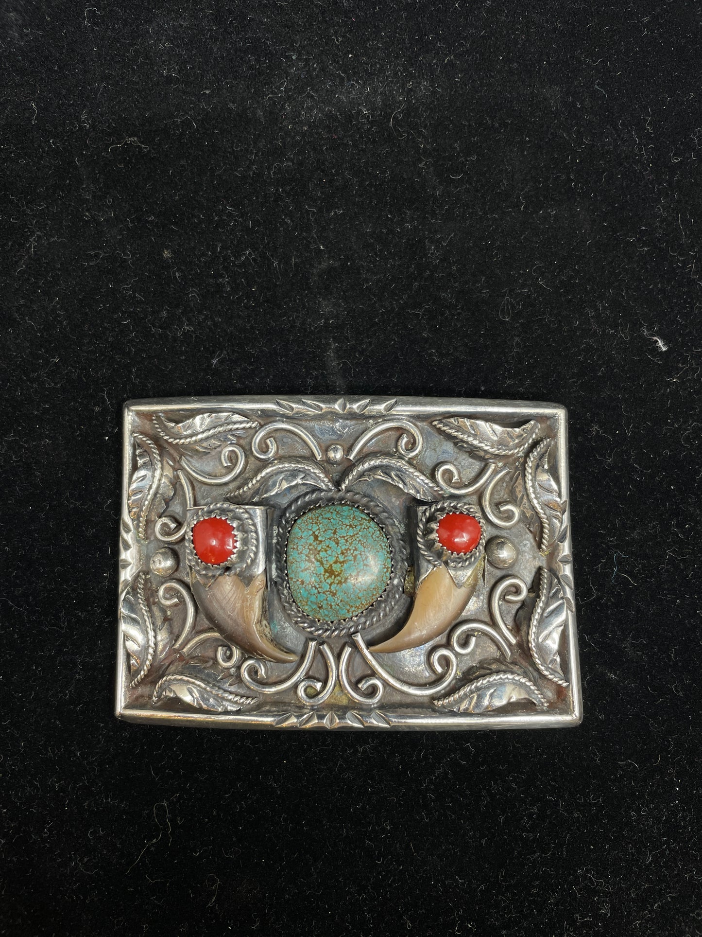 Casa Kakiki Tigua Belt Buckle with Turquoise, Coral and Bear Claw (0DW00S)