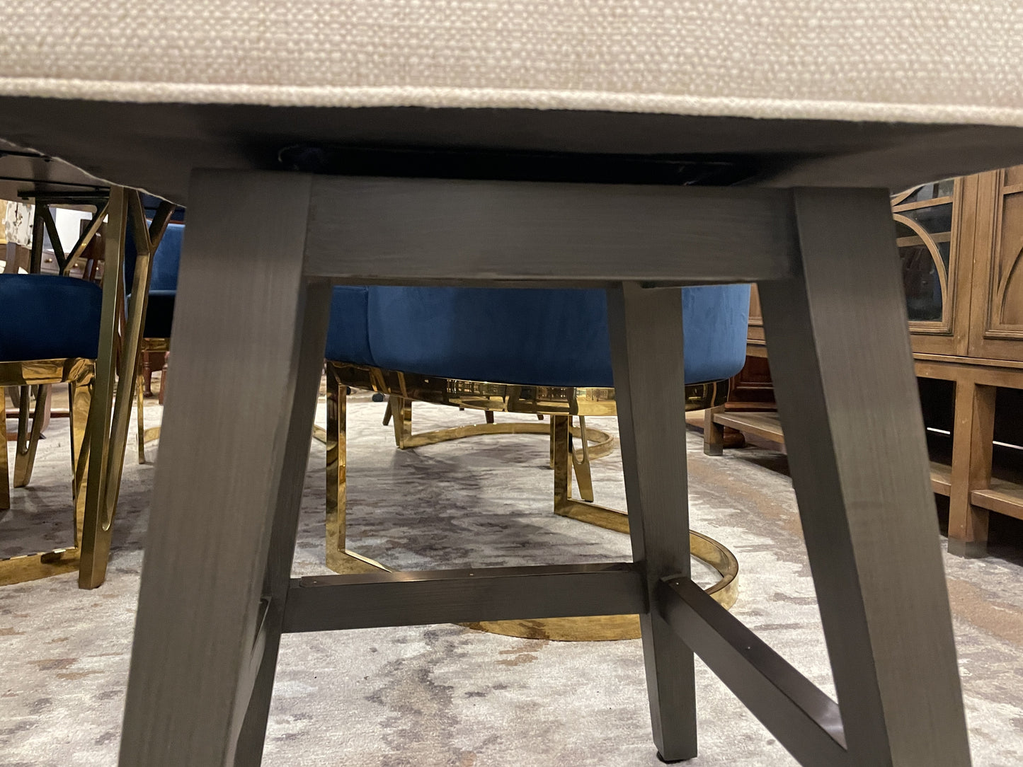 Lee Industries Bar Stool, NEW (Four available) (0I4002)