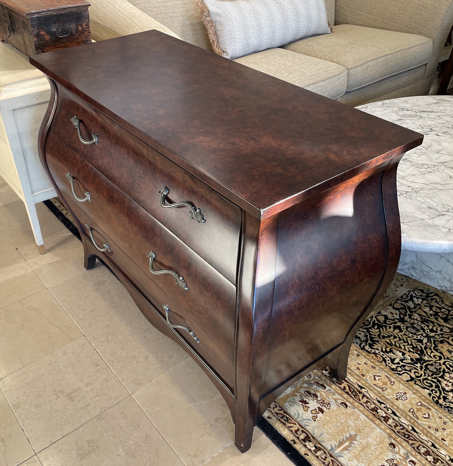 Ethan Allen Burled Bombe Chest (0I600D)