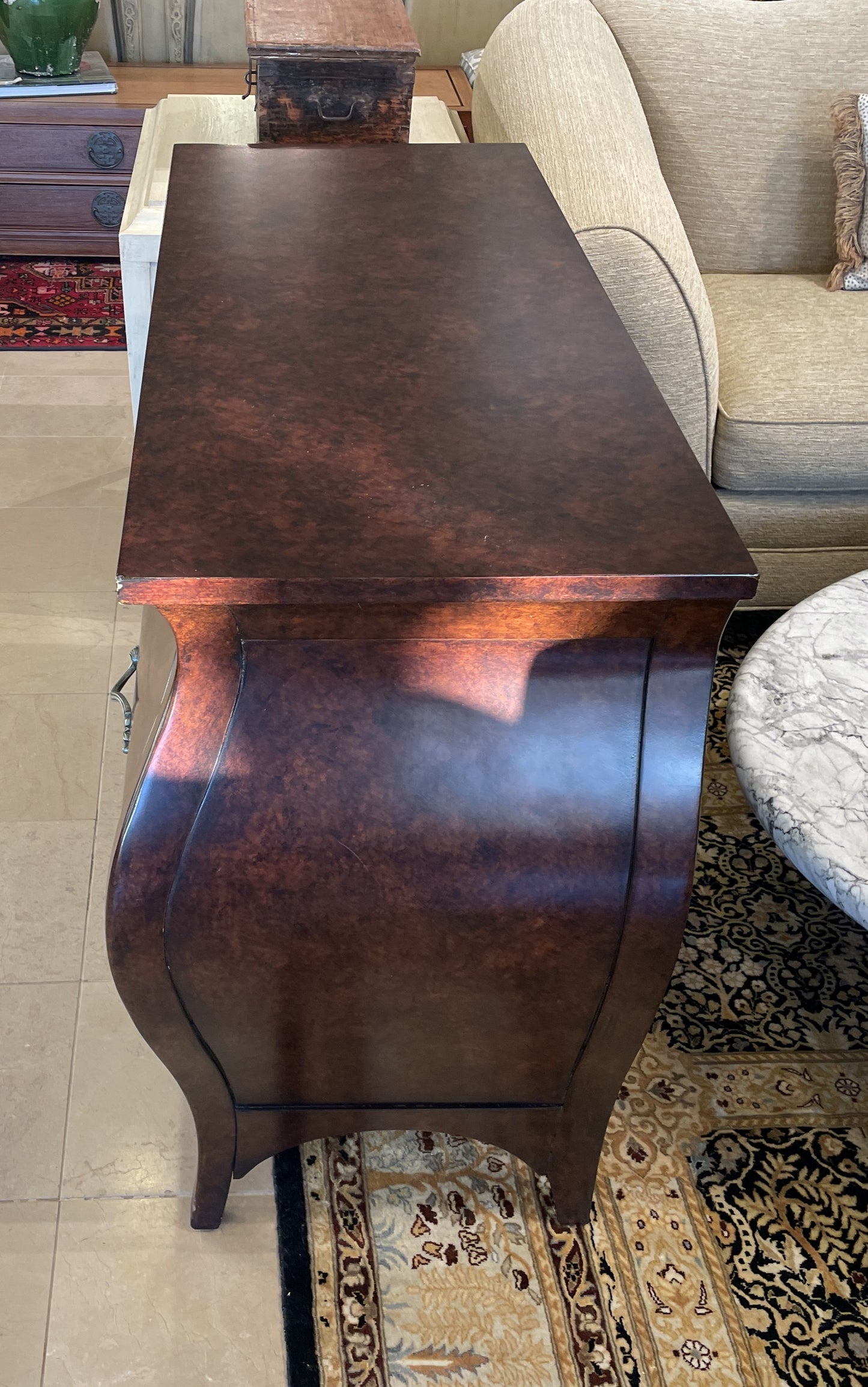 Ethan Allen Burled Bombe Chest (0I600D)