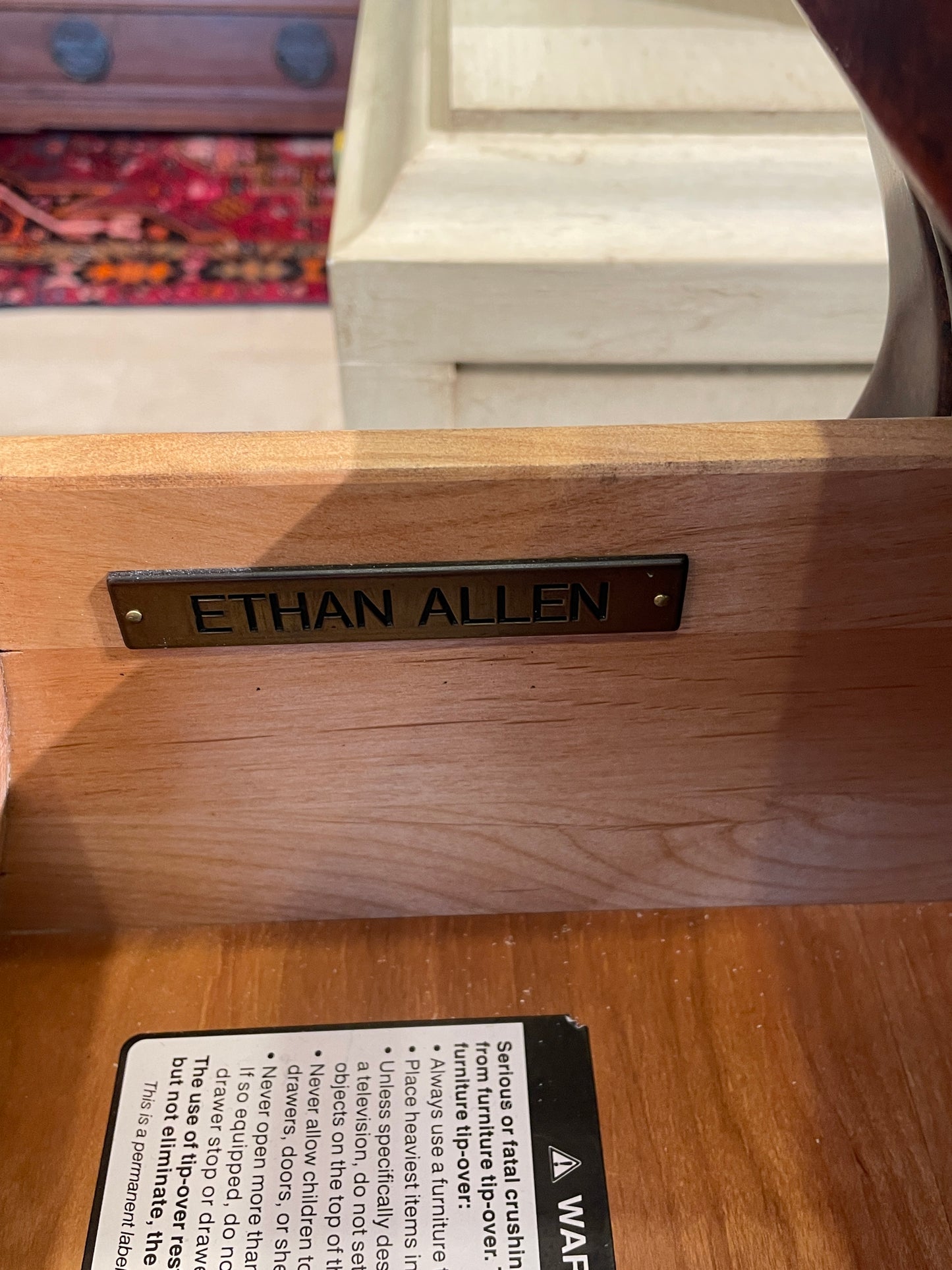 Ethan Allen Burled Bombe Chest (0I600D)