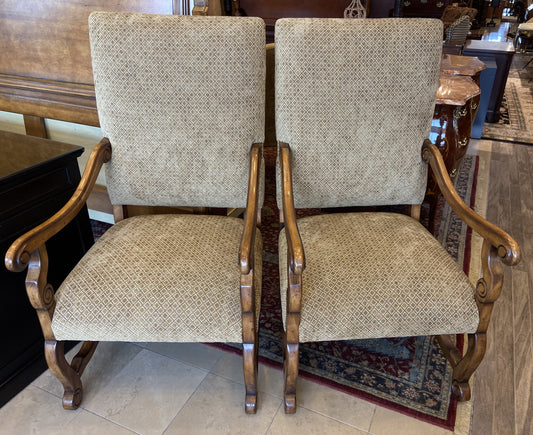 Pair of Louis XVI Master Chairs (YG28VZ)