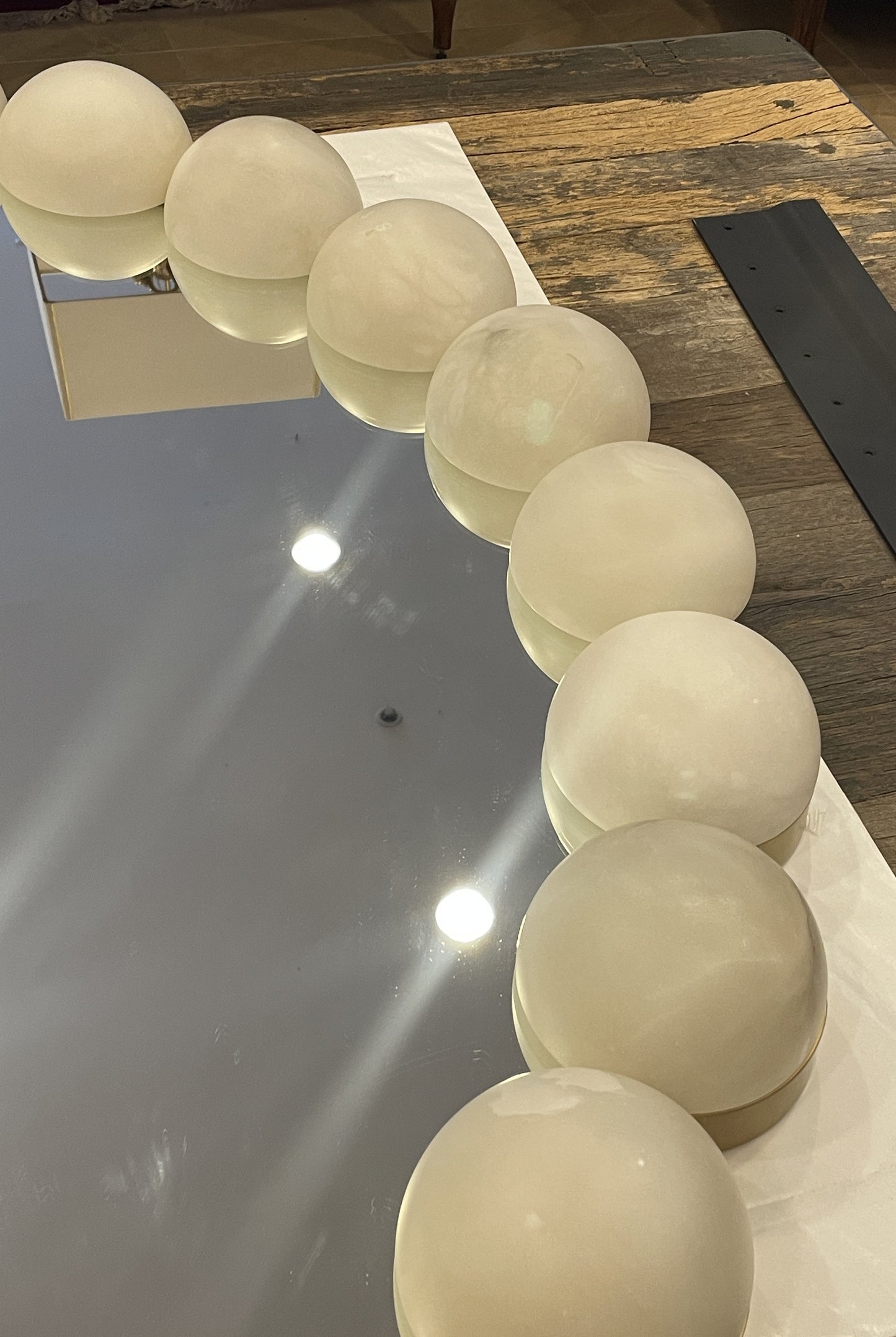 Baker Luxe Pearl Mirror with Alabaster Cabochons (0I9001)