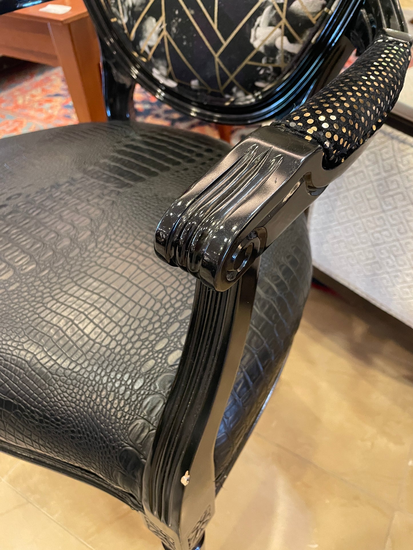 Custom Arm Chair with Gold Accents (0E7009)