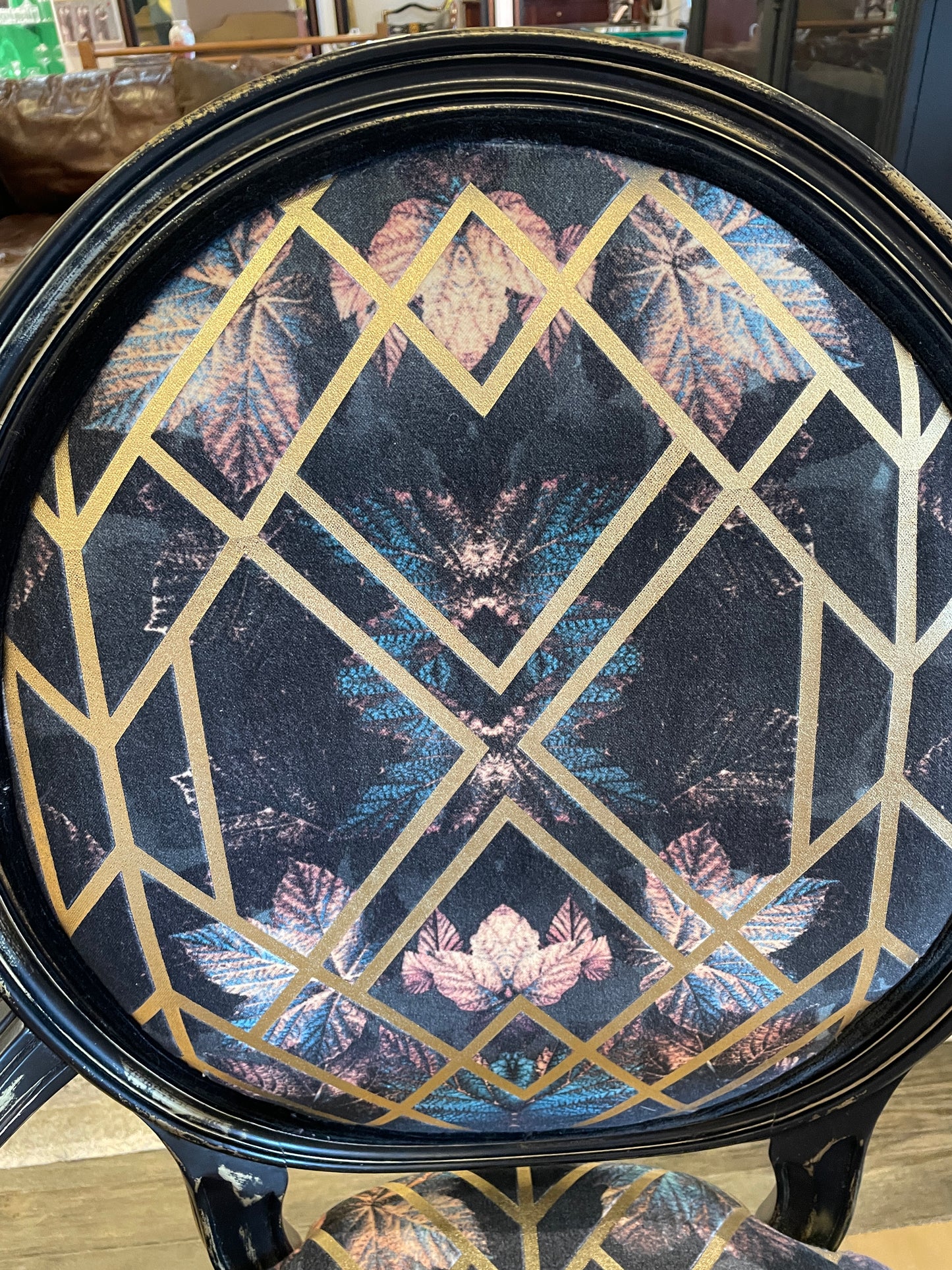 Custom Arm Chair with Geometric Pattern (0E7009)