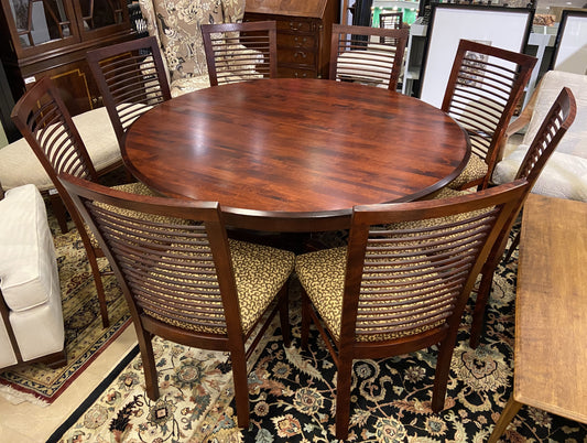 Walter E. Smithe Round Dining Table with Eight Chairs (L91NWT)