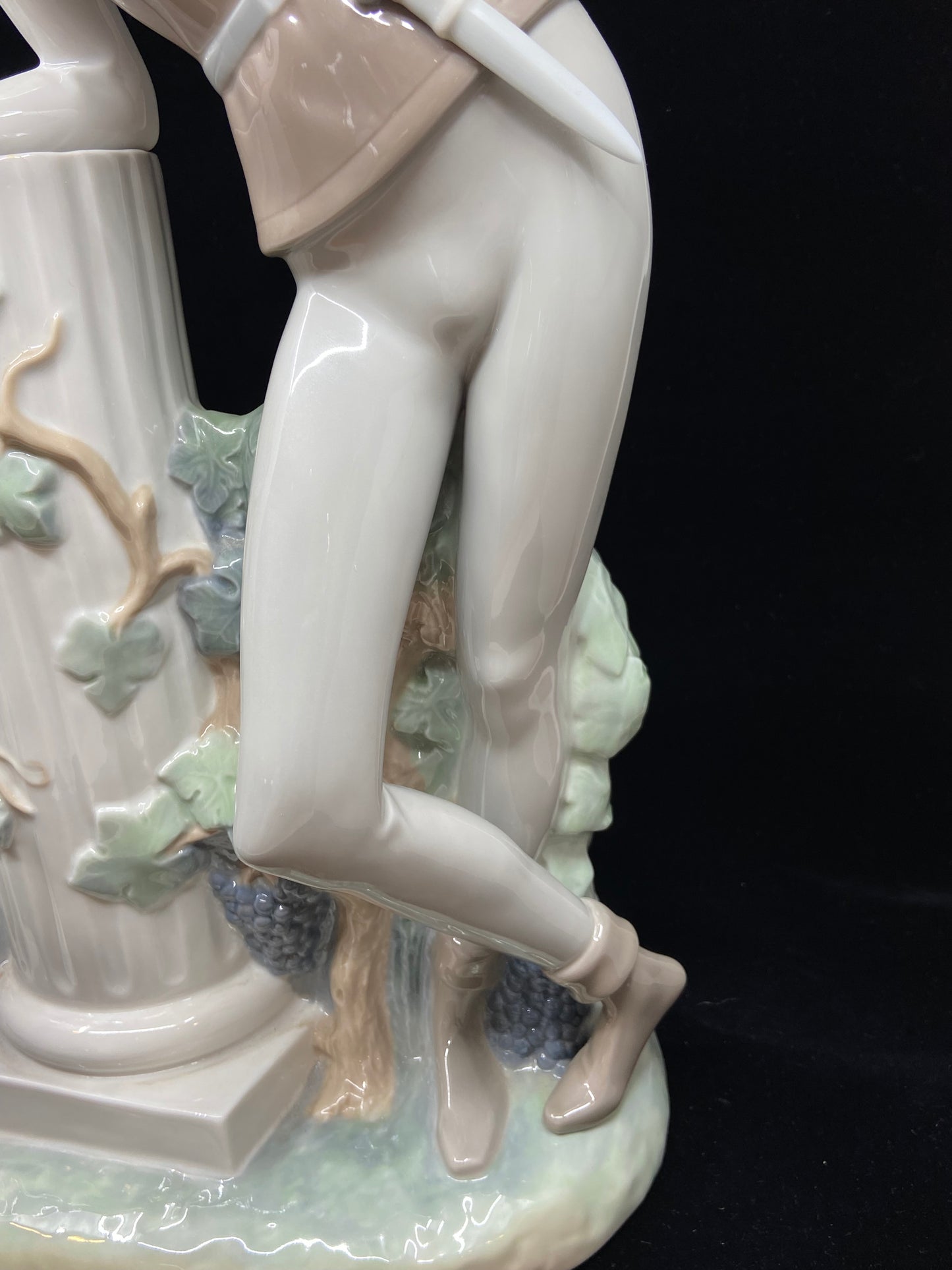 Lladro #4750 Romeo and Juliet (KDS7DY)
