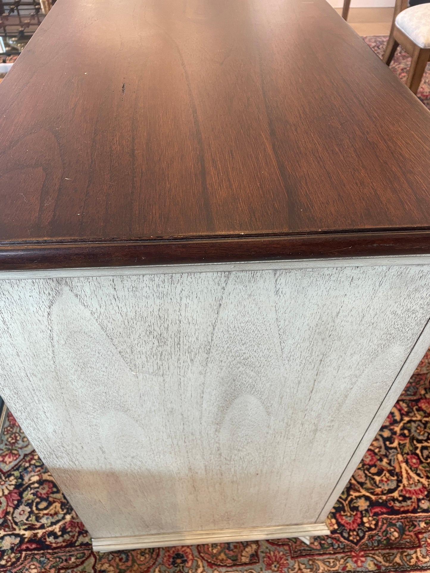 Pottery Barn Farmhouse Sideboard/Media Cabinet (0E700G)