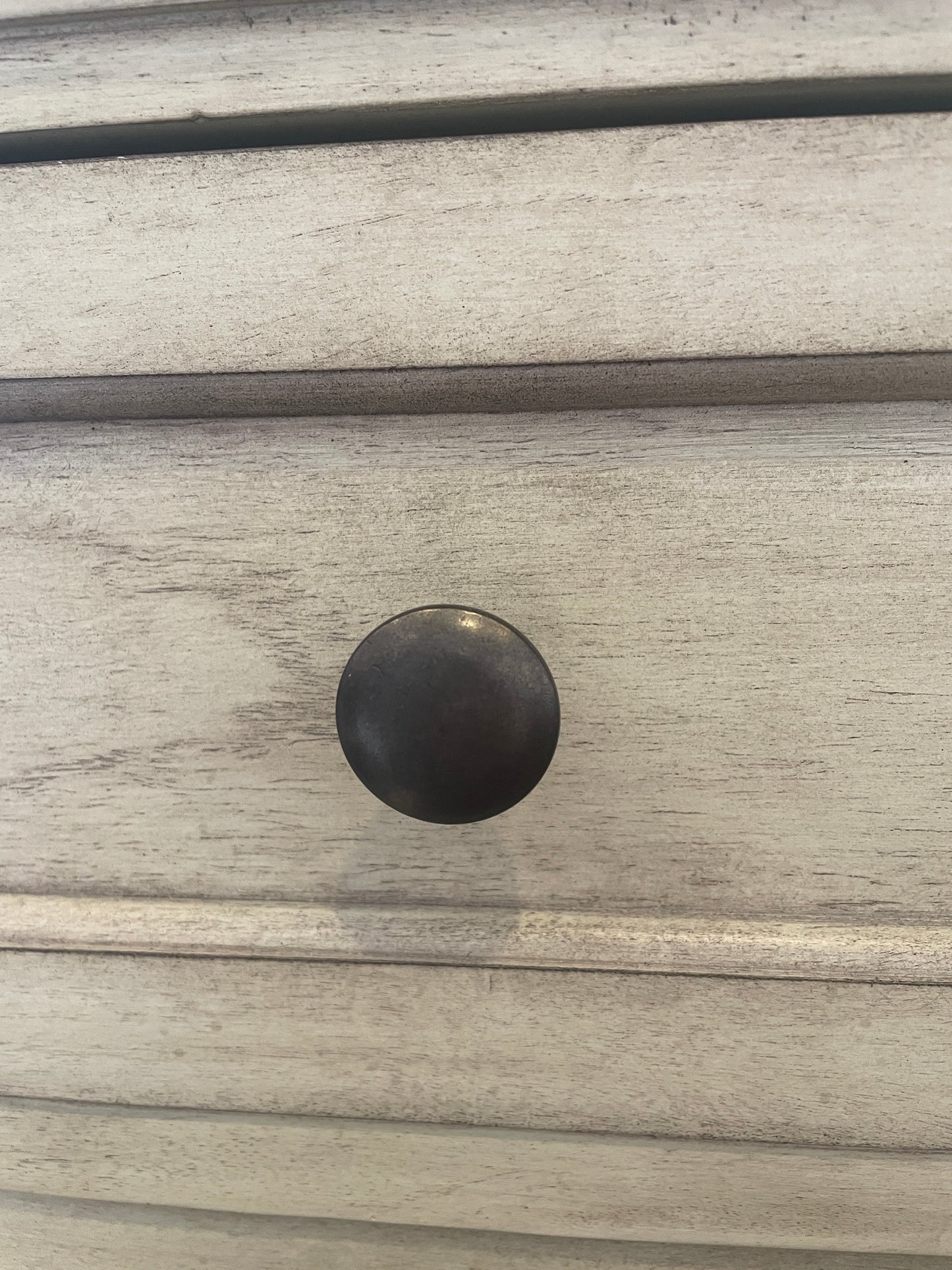 Pottery Barn Farmhouse Sideboard/Media Cabinet (0E700G)