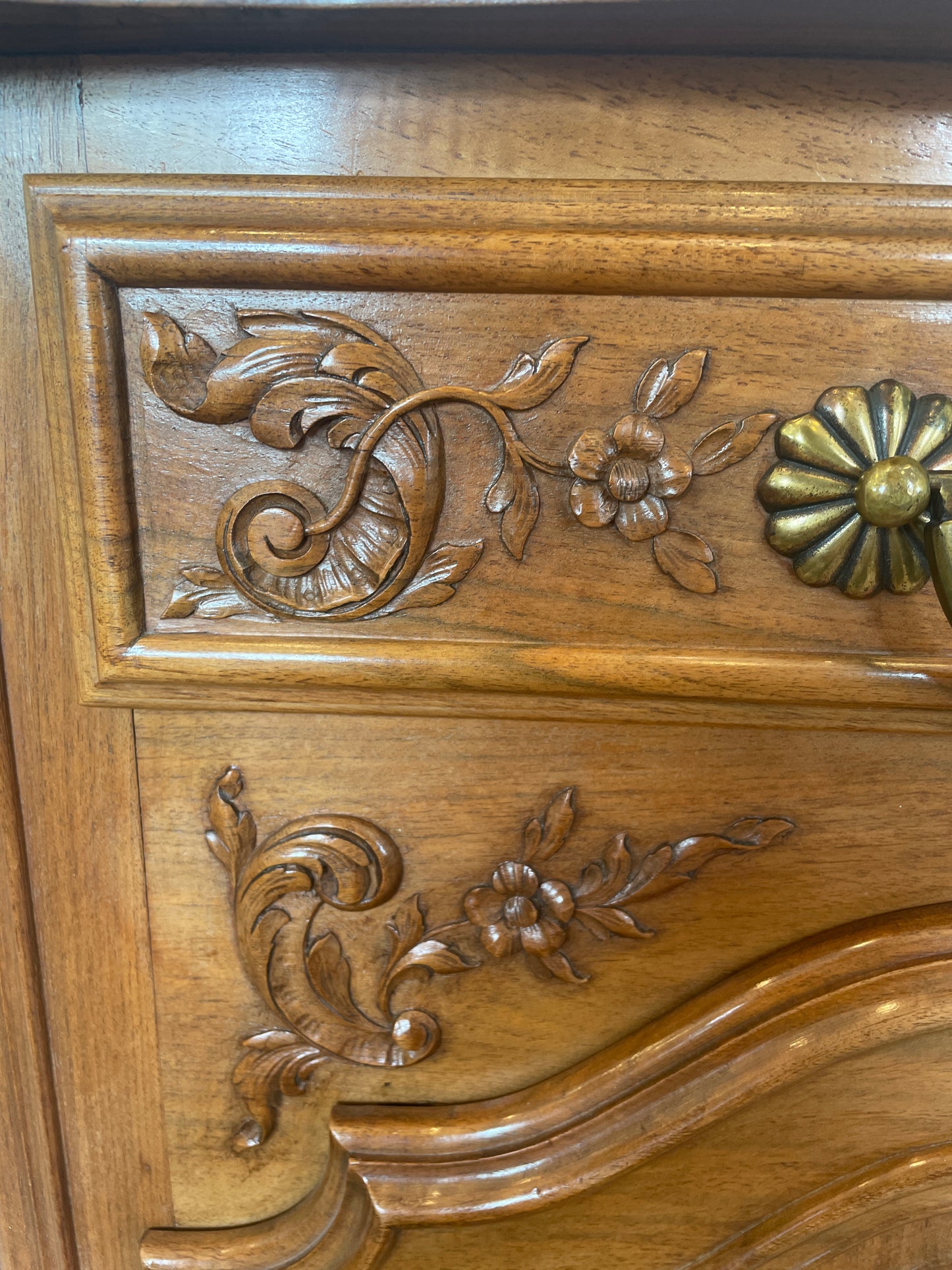 French Provincial Buffet/Server (0D9003)