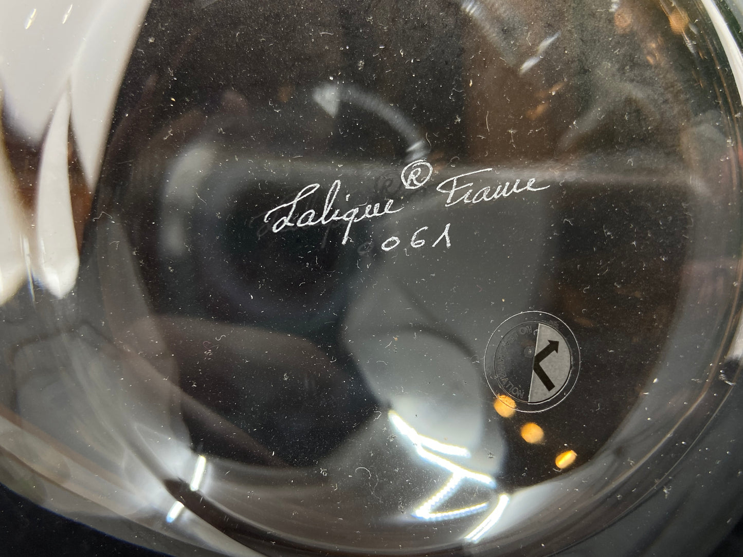 Lalique Raisins Wine Decanter (JP2J25)