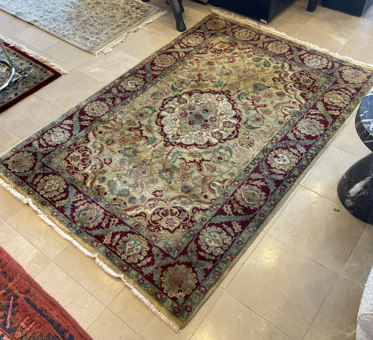 Vintage Hand Knotted Oushak Rug (Approx. 4'x5'11) (0M7004)