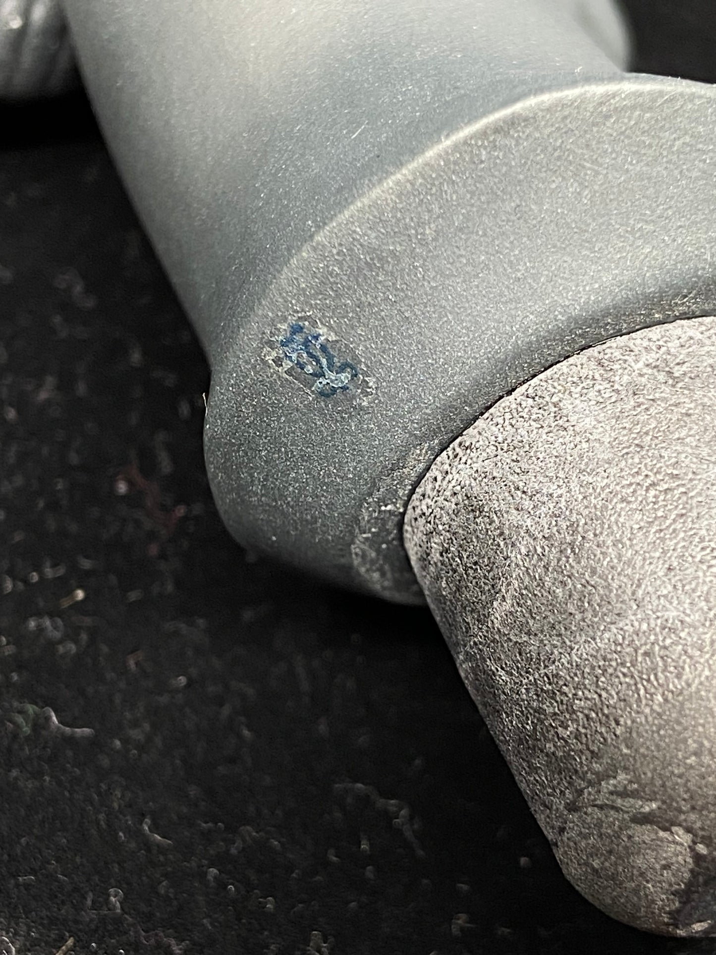 Lladro Re-Cyclos Bisque Ram Head Wine Stopper (CT127S)