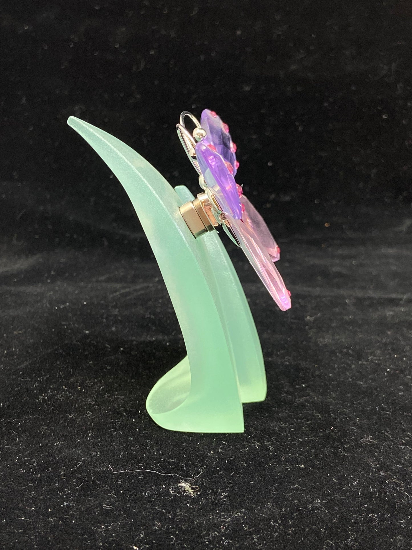 Swarovski Acara Violet Butterfly on Acrylic Leaf Display (Q5GU34)