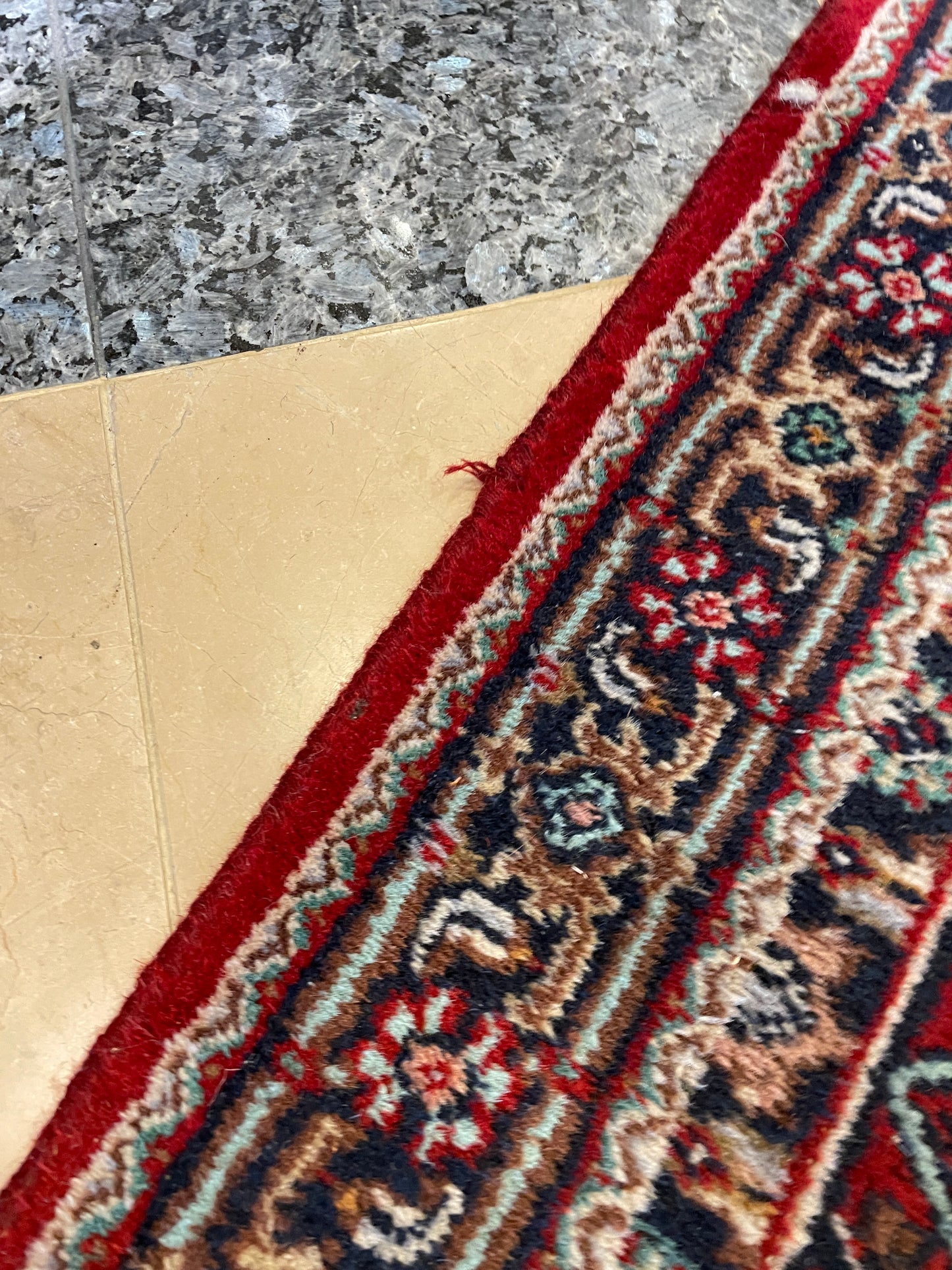 Keshan Geometric Runner 2.5' x 13' AS IS (0EG003)