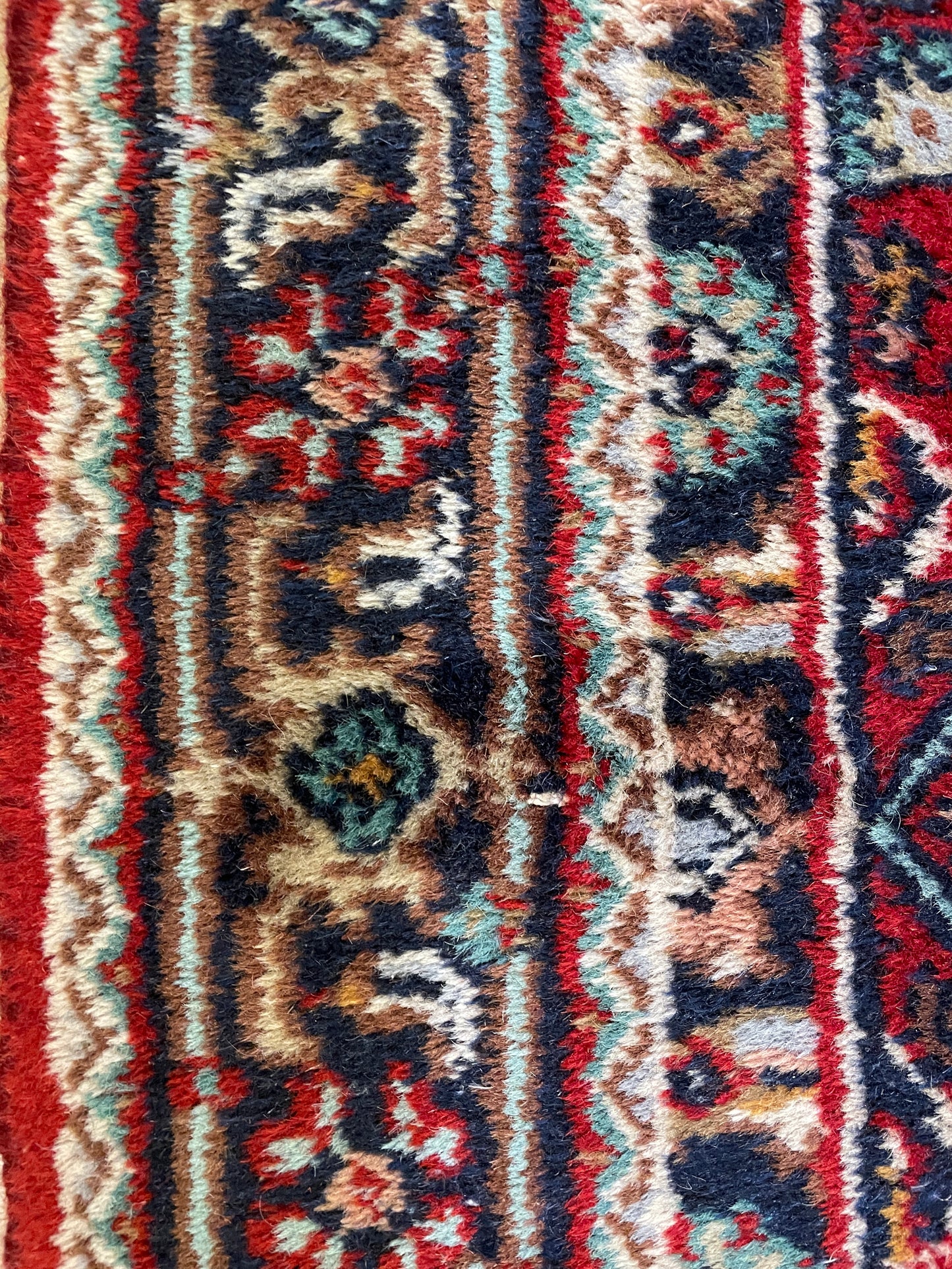 Keshan Geometric Runner 2.5' x 13' AS IS (0EG003)