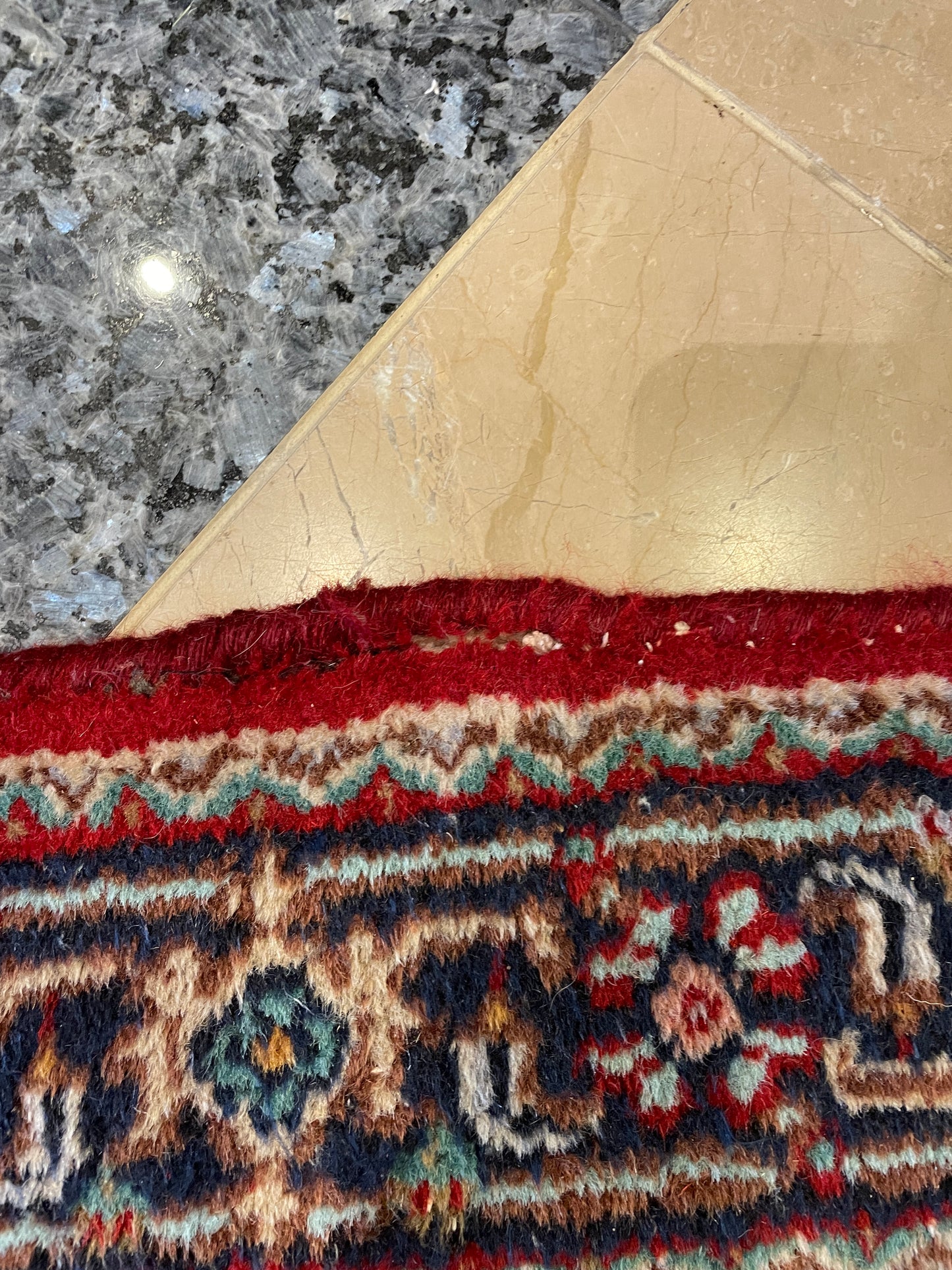 Keshan Geometric Runner 2.5' x 13' AS IS (0EG003)