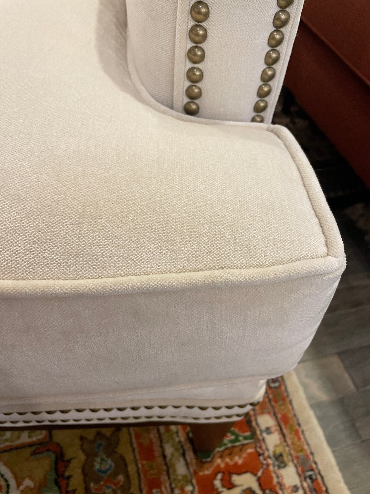 Mitchell Gold White chair with tacks (0IV01A)