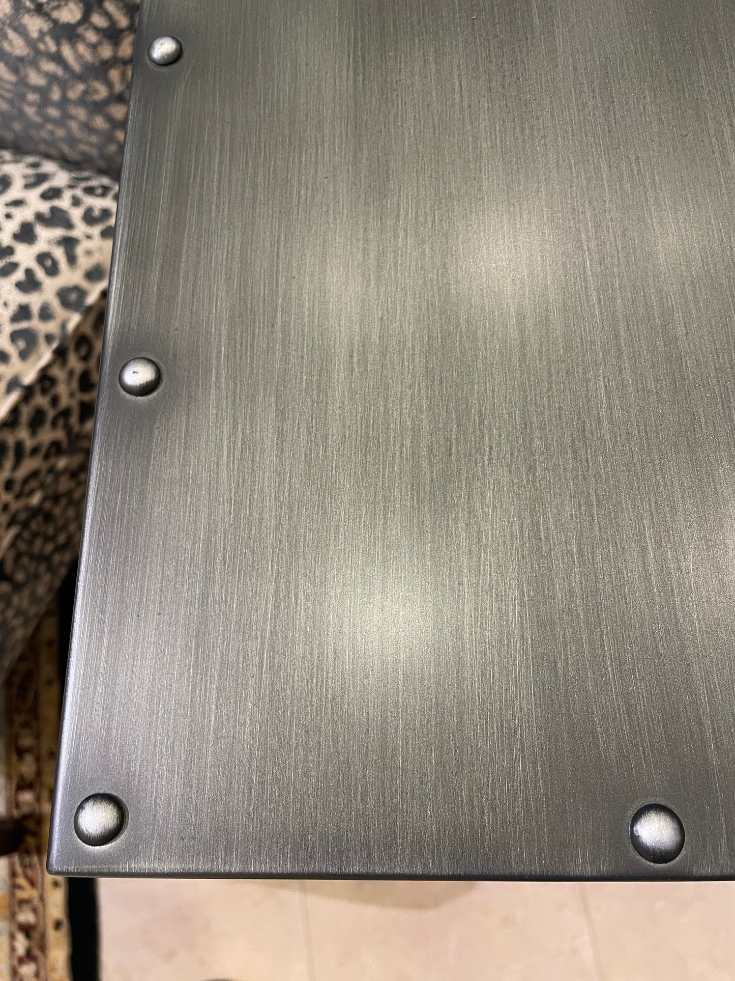 Universal "Eliston" Iron and Chain Console (Three available) (0IV00X)