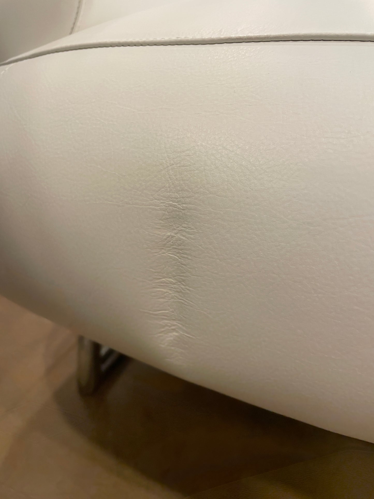 Eileen Gray Bibendum Channel chair by ClassiCon in White Leather (0MM00A)