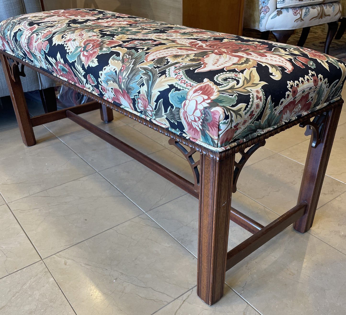 Hickory Chair Chippendale Bench (0DW018)