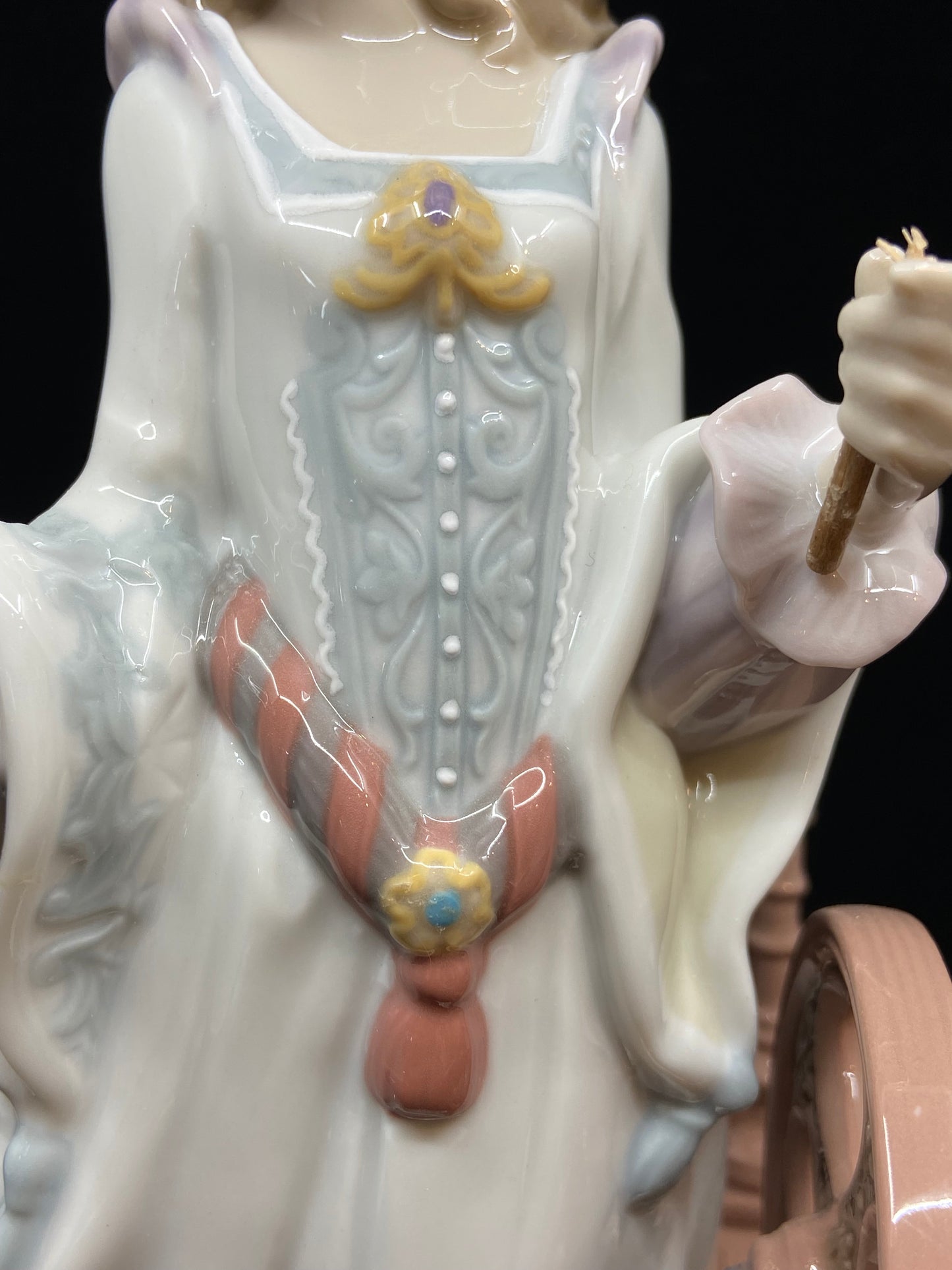 Lladro Sleeping Beauty #9189 AS IS (HPFRHP)
