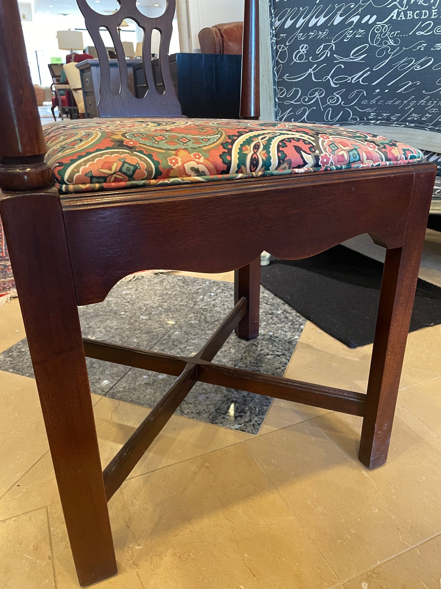Richard Honquist Corner Chair (0DW017)