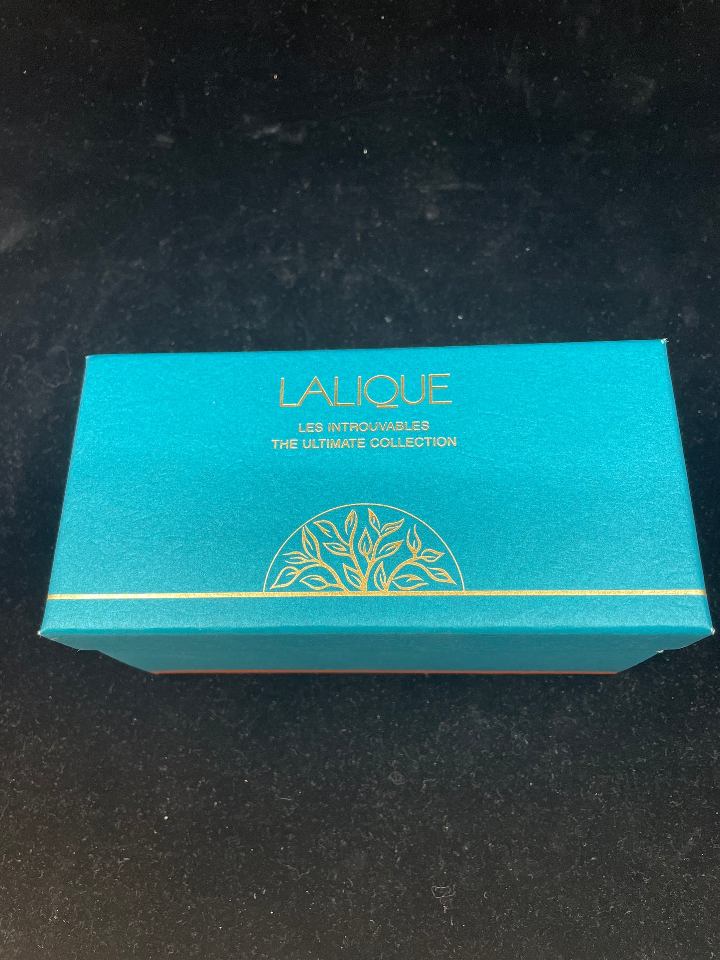 Lalique Boxed Perfume Set "Le Introuvables" (03002N)