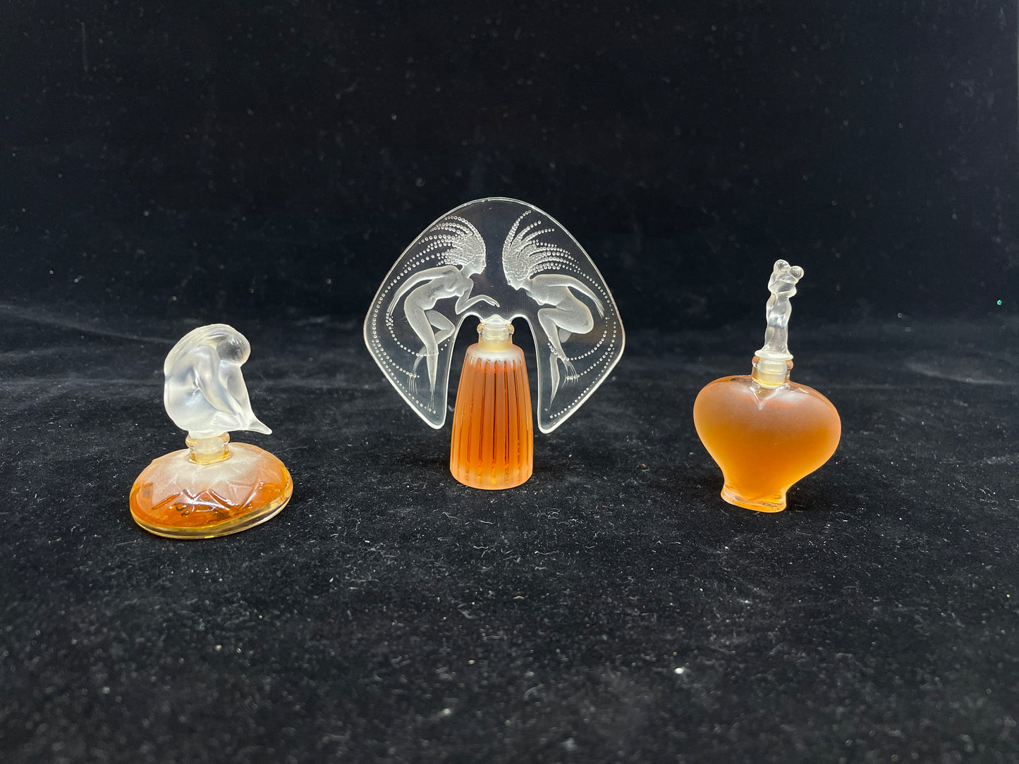 Lalique Boxed Perfume Set "Le Introuvables" (03002N)