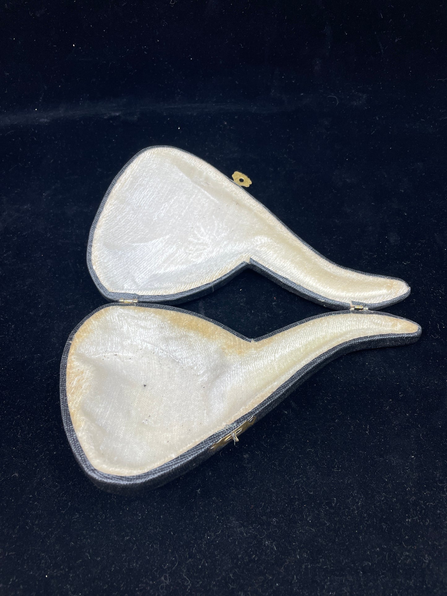 Cavalier Meerschaum Pipe with Case, smoked (0B1003)