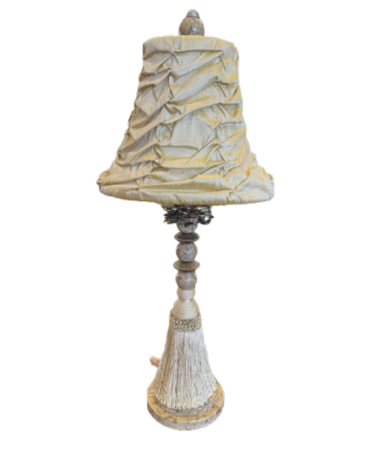 Tyndale Lamp (03H00R)