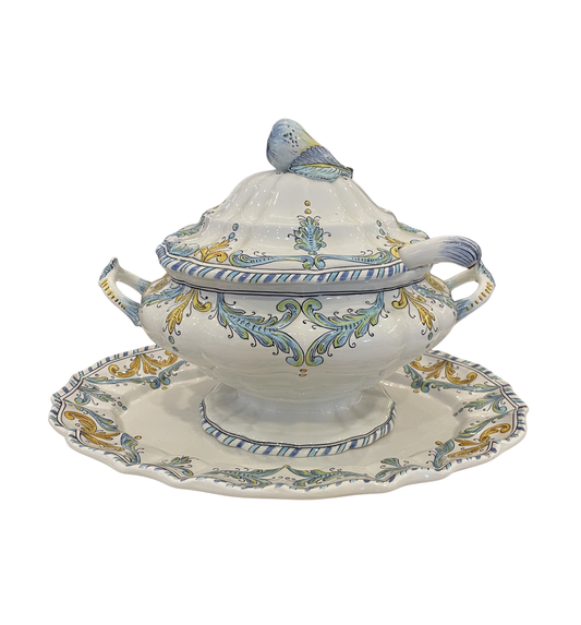 Italian Ceramic Majolica Tureen with Ladle and Undertray (0M8001)