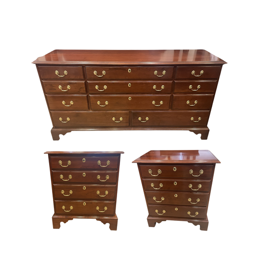 Harden Cherry 11-Drawer Dresser and Pair of Nightstands, a set (0KV003)