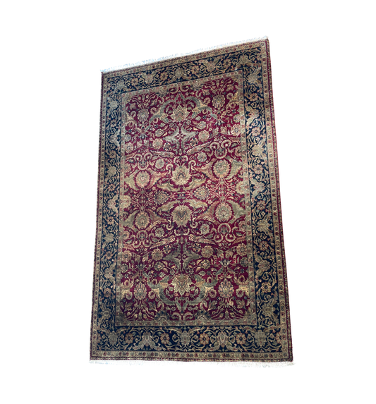 Hand Knotted Vintage Oriental Rug (6'1x9'5) (0M7001)