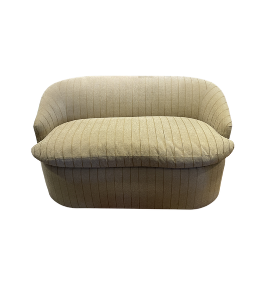 A Rudin Loveseat/Settee #2639 (0OU004)
