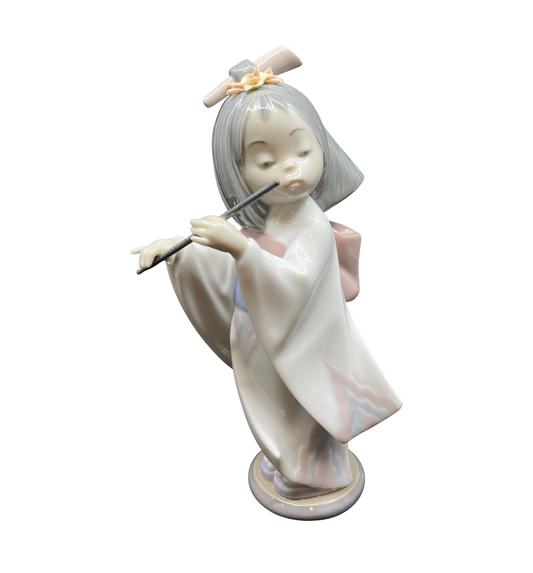 Lladro Playing the Flute #6150 with box (0IL00E)