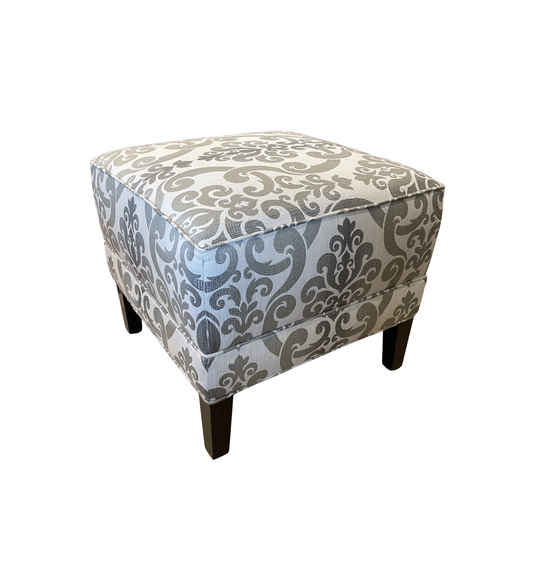Ethan Allen Parker Ottoman (Two available) (0I600I)
