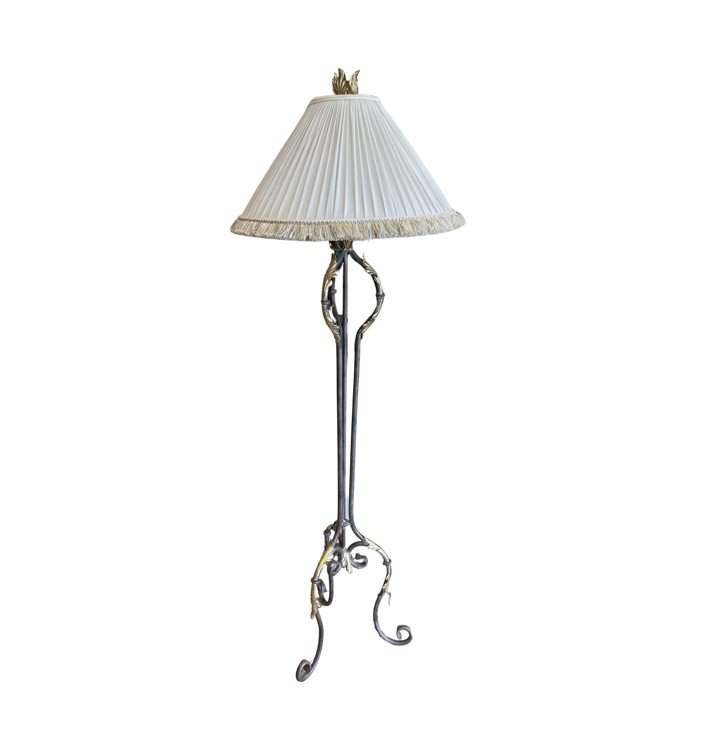 Iron Floor Lamp with Gilt Leaves (0P2001)