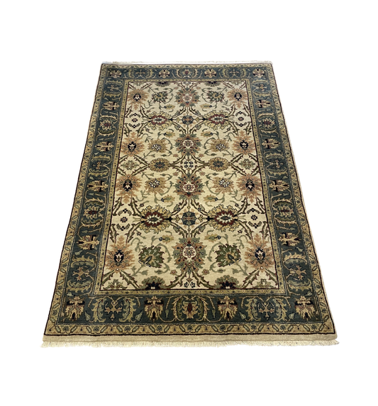 Wool Samad Rug, Ivory and Slate (4'1 x6'2)(0NM004)
