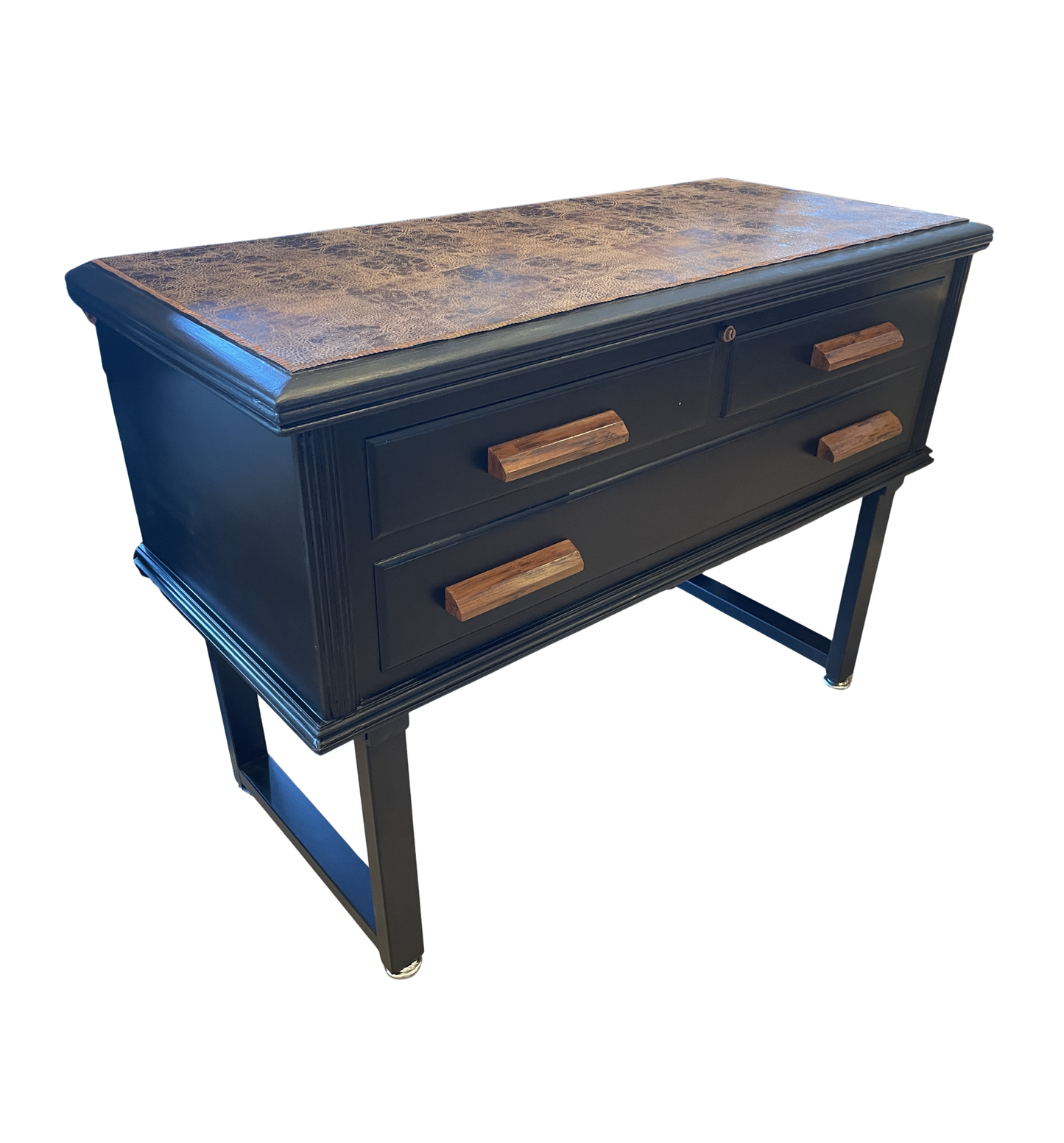 Modernized Cedar Chest on Stand (0KN003)