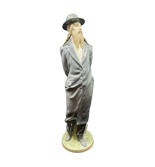 Lladro Rabbi 6209 with Box (0IA002)