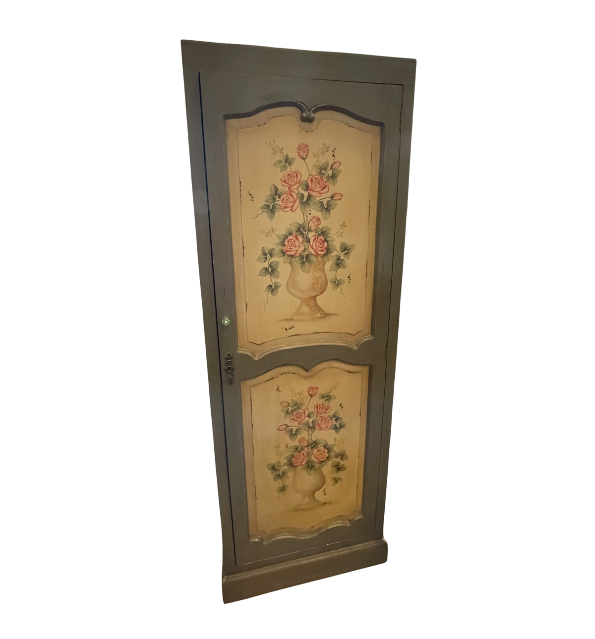 Tyrolean Style Wall Pantry/Cabinet (0QO00Q)