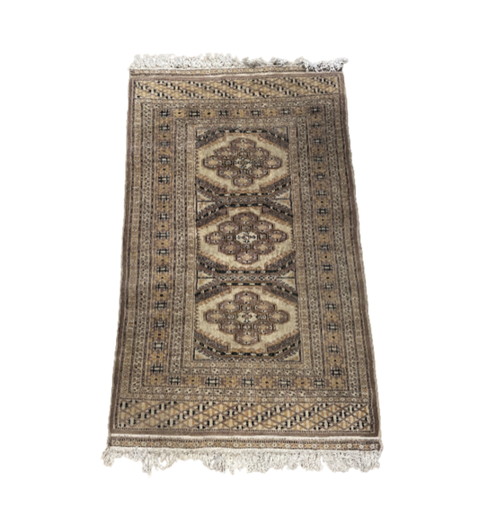 Hand knotted Turkish geometric rug (Approx. 2'6x4') (0AG00O)