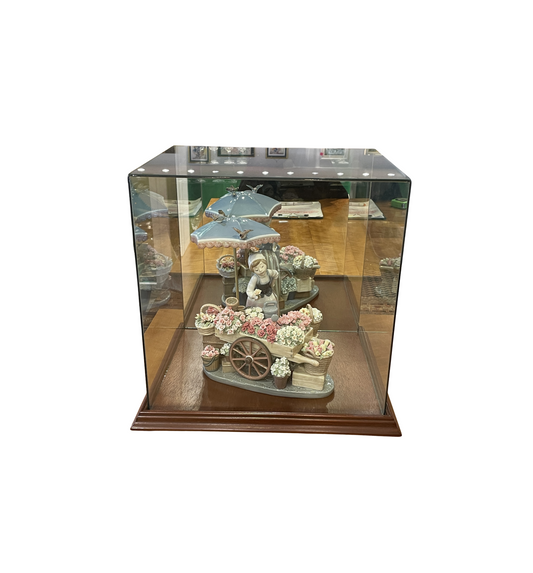 Lladro #1454 Flowers of the Season w/custom case (BOX) (08P002)