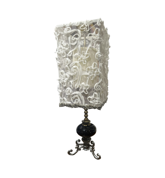 Luna Bella Scrolled Shade Lamp (0H2001)