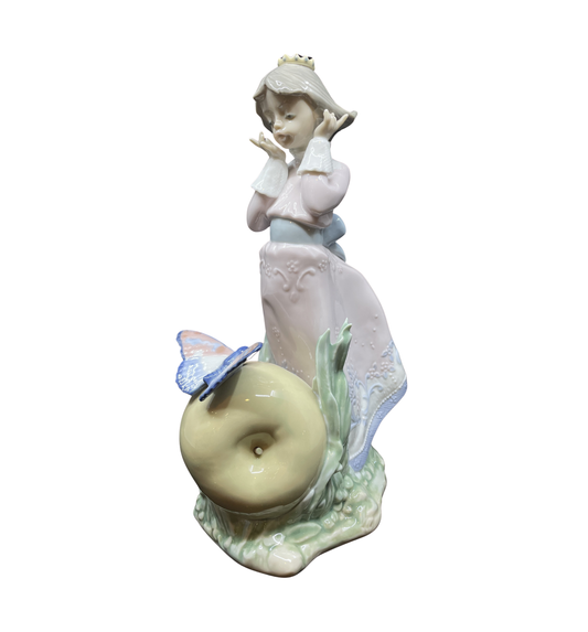 Lladro Land of Giants with Box (0IL003)