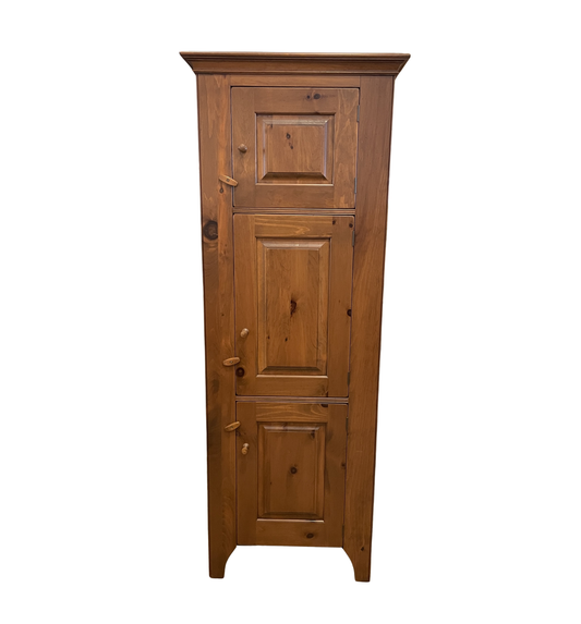 Tall Pine Storage Cabinet, primitive (0C400F)