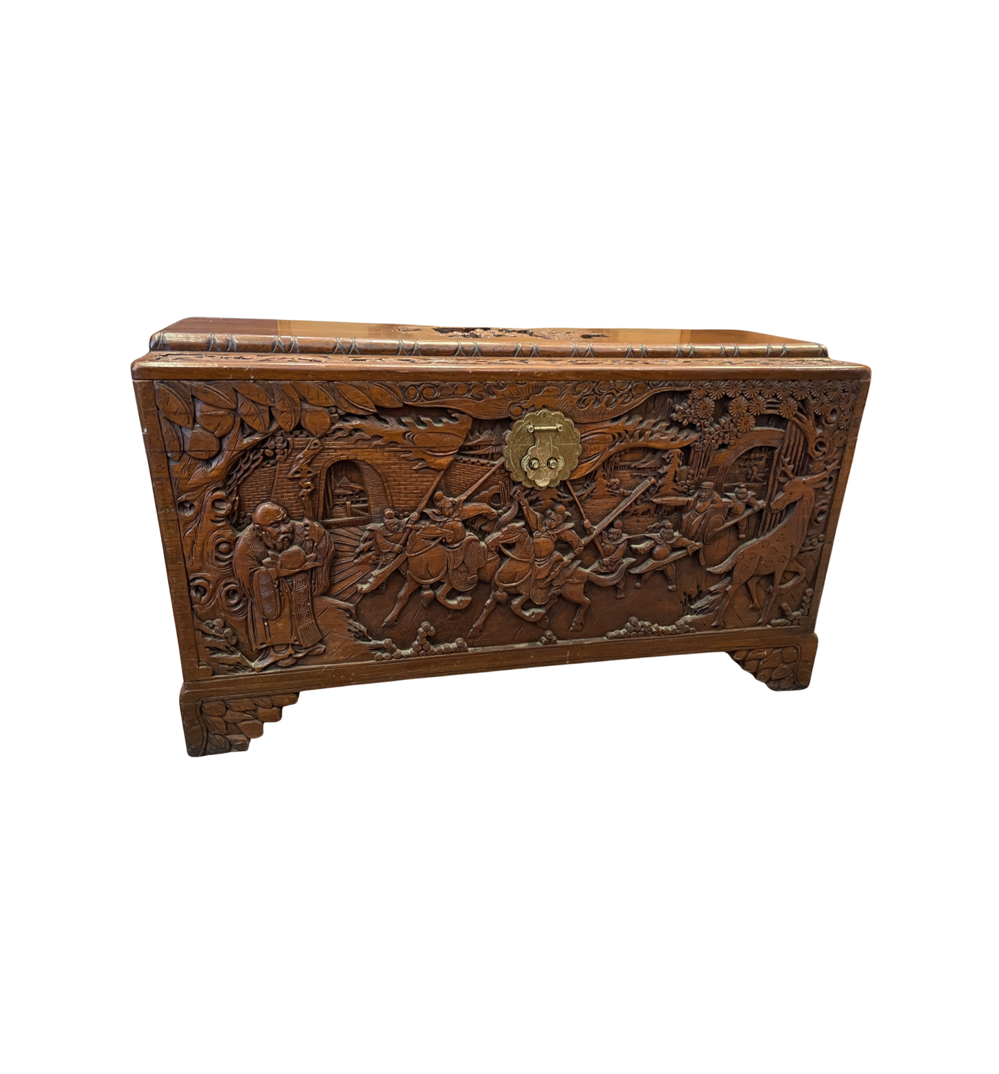 Chinese Carved Camphor Chest/Trunk (0NW00L)