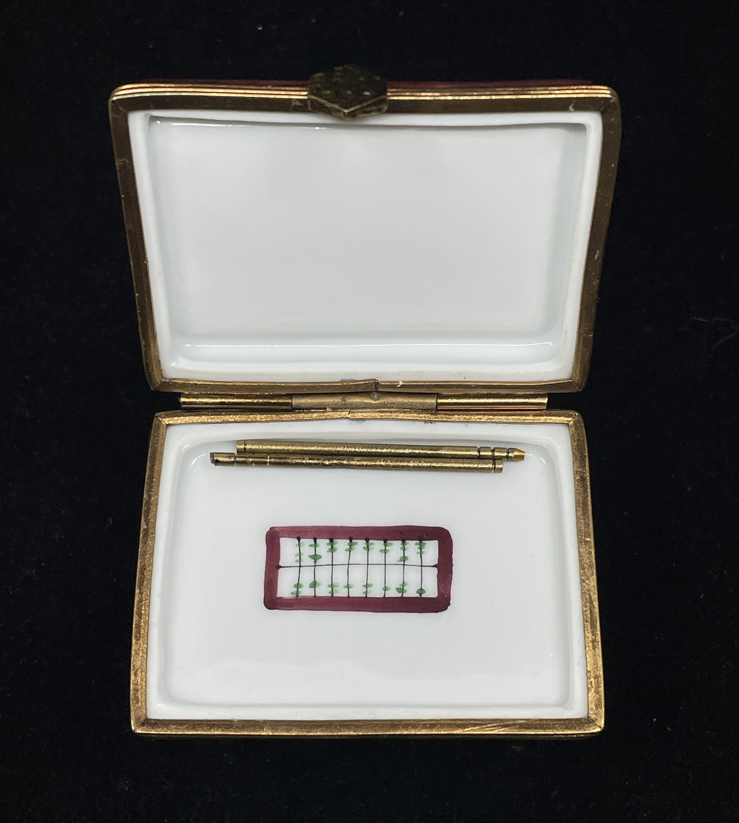 Limoges Trinket Box, Pool Table (0IT002)